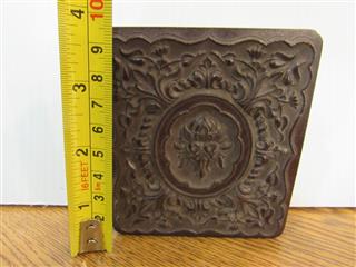 ANTIQUE Twin daguerreotypes in a double gutta percha frame